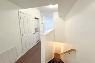 910 N 41st St, Philadelphia, PA 19104 - Photo 6