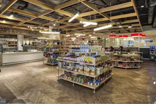 2200 Benjamin Franklin Pkwy, Philadelphia, PA 19130 - Photo 20