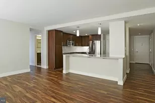 2200 Benjamin Franklin Pkwy, Philadelphia, PA 19130 - Photo 16