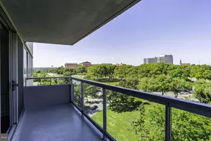 2200 Benjamin Franklin Pkwy, Philadelphia, PA 19130 - Photo 8