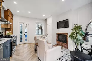 1629 Waverly St, Philadelphia, PA 19146 - Photo 2