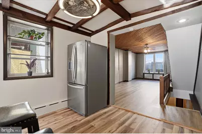 2407 S Warnock Street, Philadelphia, PA 19148 - Photo 14