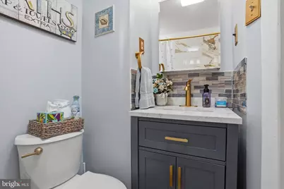 2407 S Warnock Street, Philadelphia, PA 19148 - Photo 18