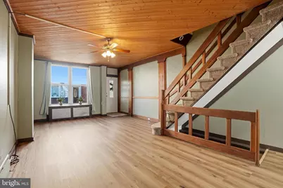 2407 S Warnock Street, Philadelphia, PA 19148 - Photo 6