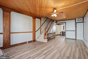 2407 S Warnock St, Philadelphia, PA 19148 - Photo 4