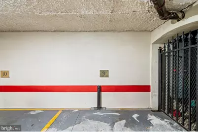 225 S 4th Street #301, Philadelphia, PA 19106 - Photo 36