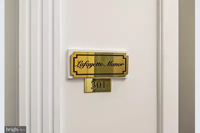 225 S 4th Street #301, Philadelphia, PA 19106 - Photo 32