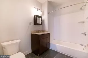 427 Monroe St, Philadelphia, PA 19146 - Photo 8