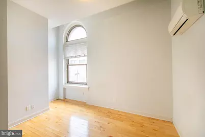 427 Monroe Street #UNIT 204, Philadelphia, PA 19146 - Photo 6