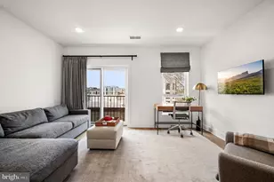 1723 Francis St, Philadelphia, PA 19130 - Photo 2