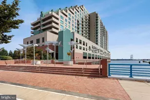 717 S Chris Columbus Blvd, Philadelphia, PA 19147 - Photo 2