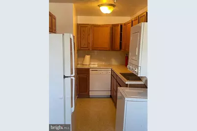 5720 Wissahickon Avenue #C-17, Philadelphia, PA 19144 - Photo 6