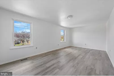 8410 Lyons Place, Philadelphia, PA 19153 - Photo 22