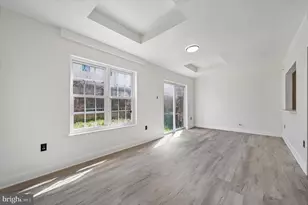 8410 Lyons Pl, Philadelphia, PA 19153 - Photo 12