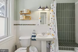 519 Burnham Rd, Philadelphia, PA 19119 - Photo 16