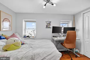 1127 E Susquehanna Ave, Philadelphia, PA 19125 - Photo 12