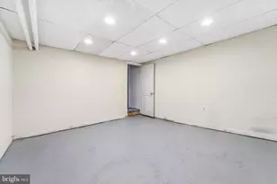 4348 Dexter St, Philadelphia, PA 19128 - Photo 24