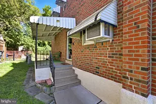 706 Hagner St, Philadelphia, PA 19128 - Photo 4