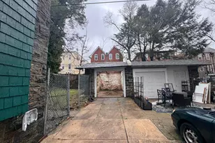 813 N 64th St, Philadelphia, PA 19151 - Photo 4