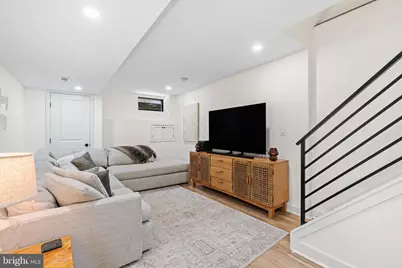 2231 Earp Street, Philadelphia, PA 19146 - Photo 6