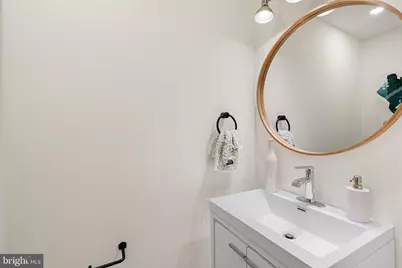 2231 Earp Street, Philadelphia, PA 19146 - Photo 8