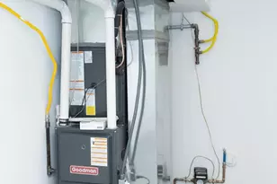 6306 Milton St, Philadelphia, PA 19138 - Photo 34