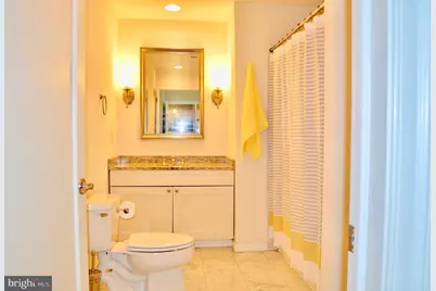 1811 Chestnut Street #UNIT 404, Philadelphia, PA 19103 - Photo 36