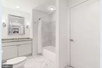 1811 Chestnut Street #UNIT 404, Philadelphia, PA 19103 - Photo 20