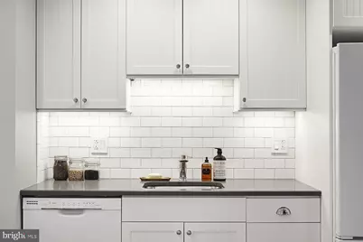 1520 Spruce Street #810, Philadelphia, PA 19102 - Photo 16