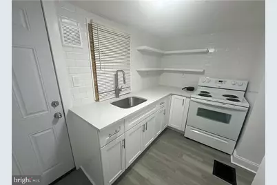 667 E Thayer Street, Philadelphia, PA 19134 - Photo 4