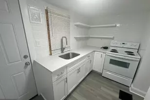 667 E Thayer St, Philadelphia, PA 19134 - Photo 4