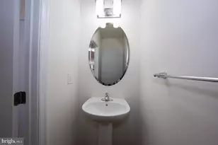 4414 Riverview Ln, Philadelphia, PA 19129 - Photo 10