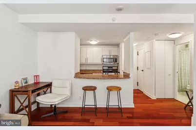219 S 18th Street #1422, Philadelphia, PA 19103 - Photo 8