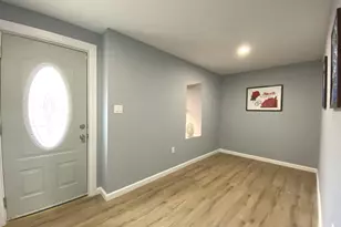 5812 Cedarhurst St, Philadelphia, PA 19143 - Photo 4