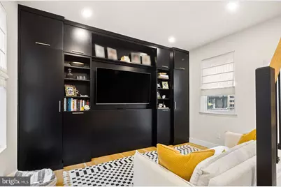 2314 Madison Square, Philadelphia, PA 19146 - Photo 12