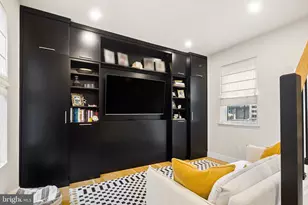 2314 Madison Square, Philadelphia, PA 19146 - Photo 12