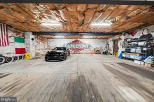 1862 Sepviva St, Philadelphia, PA 19125 - Photo 2