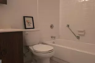 1420 Locust St, Philadelphia, PA 19102 - Photo 16