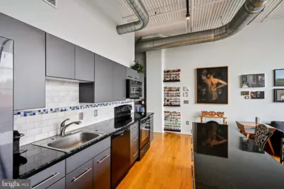 2200 Arch Street #404, Philadelphia, PA 19103 - Photo 6