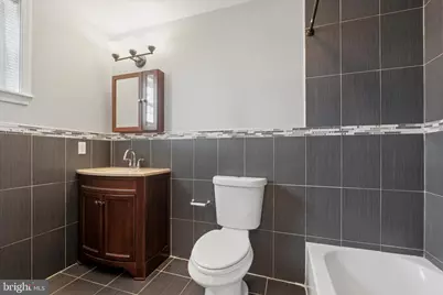 1639 S 19th Street, Philadelphia, PA 19145 - Photo 16