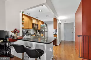 825 N 29th St, Philadelphia, PA 19130 - Photo 6