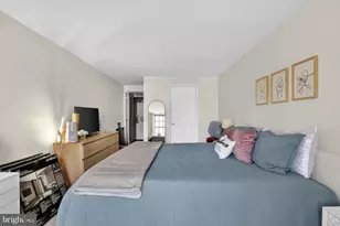 825 N 29th St, Philadelphia, PA 19130 - Photo 16