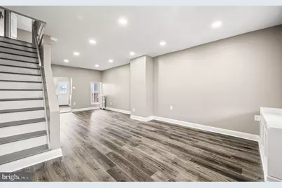 136 W Clarkson Avenue, Philadelphia, PA 19120 - Photo 8