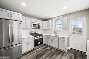 136 W Clarkson Ave, Philadelphia, PA 19120 - Photo 1