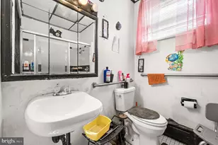 1209 S 15th St, Philadelphia, PA 19146 - Photo 28