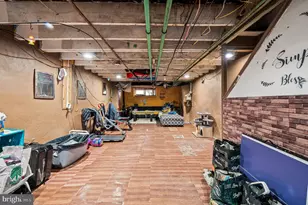 144 Roselyn St, Philadelphia, PA 19120 - Photo 26