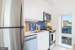 1131 N Front St, Philadelphia, PA 19123 - Photo 4