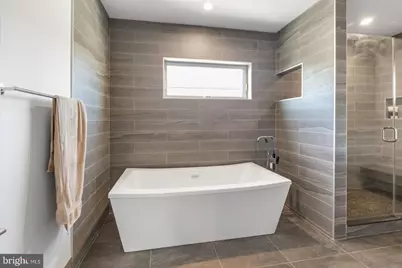 1348 S 19th Street, Philadelphia, PA 19146 - Photo 36