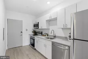 915 N Broad St, Philadelphia, PA 19123 - Photo 2