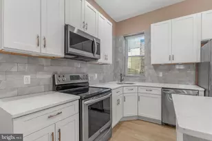 2658 Martha St, Philadelphia, PA 19125 - Photo 6